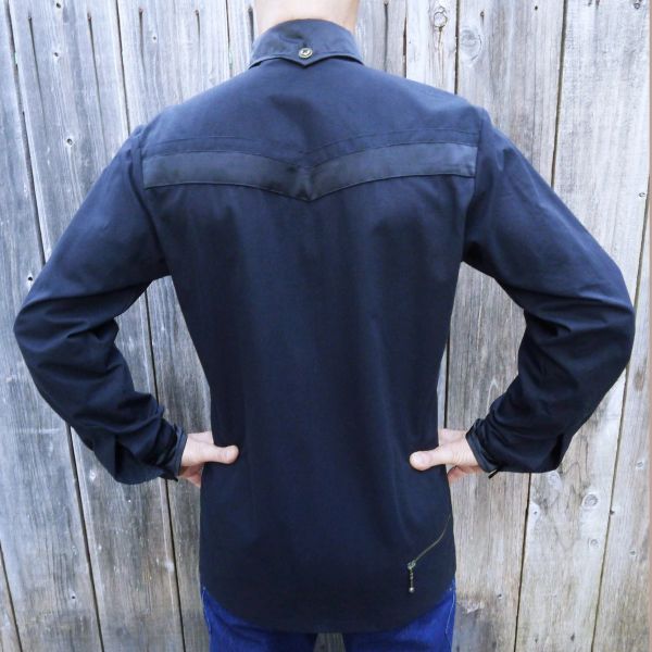 East Village - Long Sleeve Shirt - Black